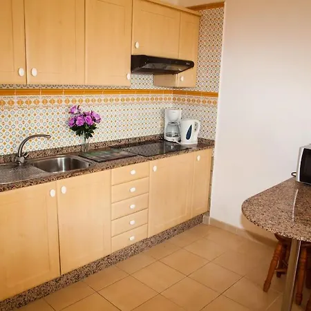 Tabaybas C7, Central One Bed *